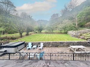 Photo 24- click for photo gallery